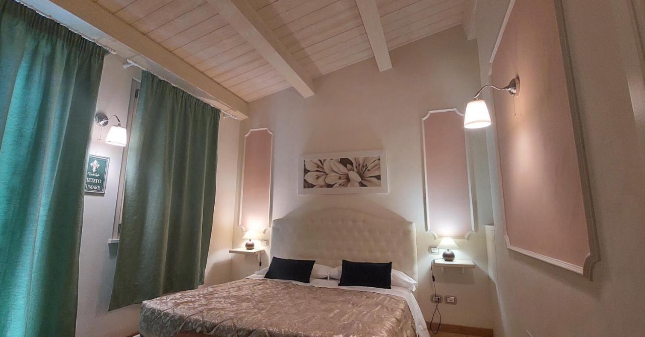Il Piccolo Giglio Bed & Breakfast Porto SantʼElpidio Екстериор снимка